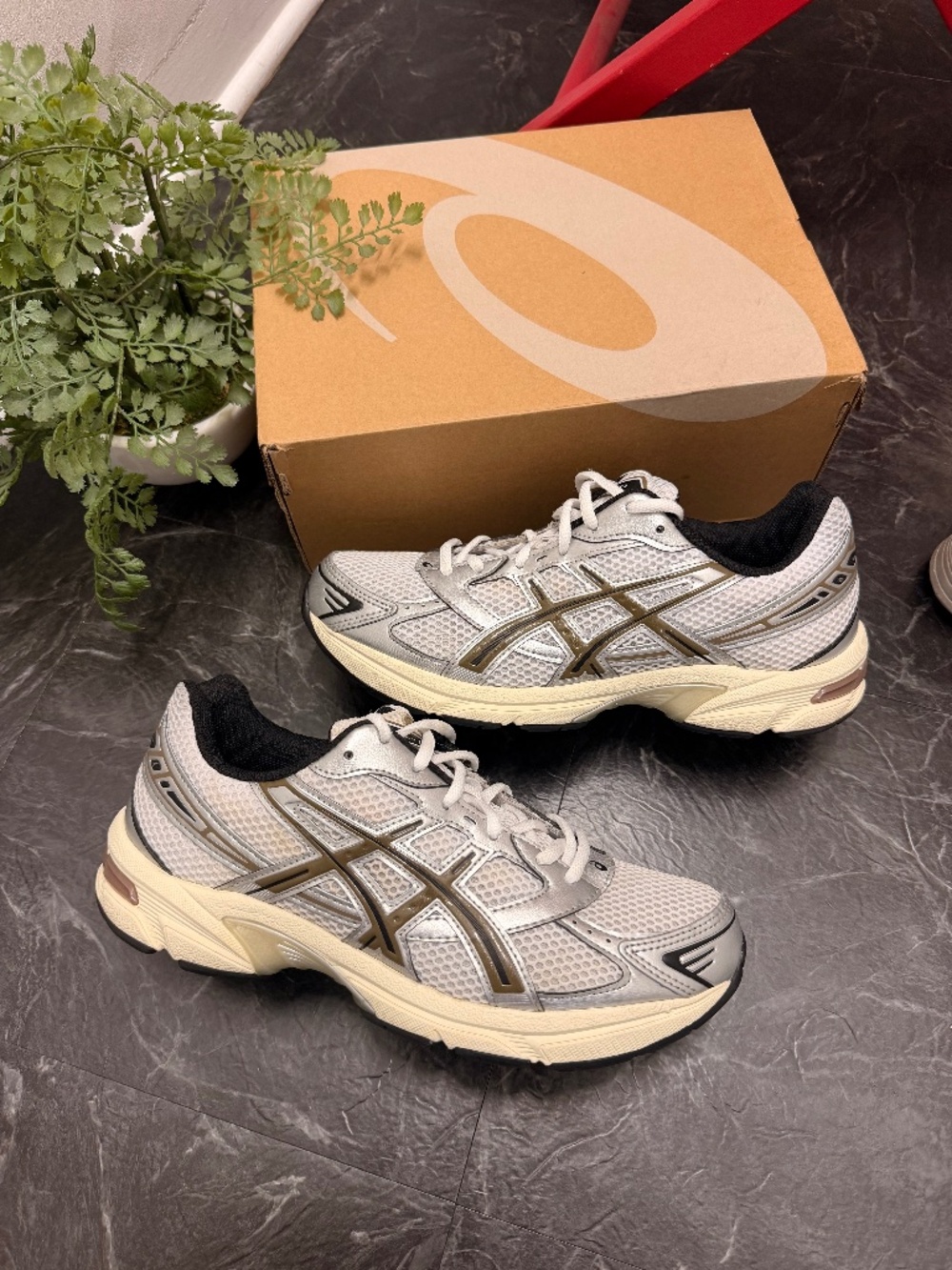 ASICS - Gel-1130 - Cream Pure Silver - Size 9.5M